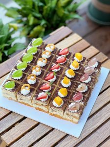 bánh tiramisu