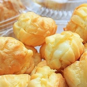 Bánh su kem phô mai